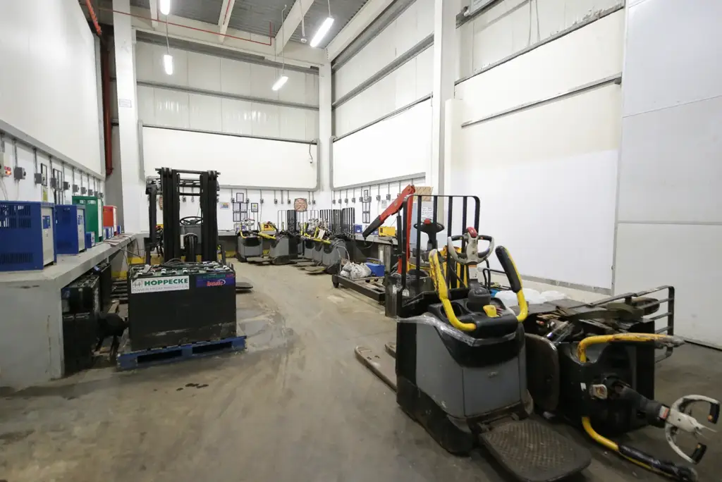 Distribution & Logistics